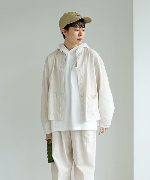 PAR ICI（パーリッシィ）の「オーガニックサッカー スタンドシャツジャケット (セットアップ対応)（ブルゾン・レディース・ネイビー/ベージュ/グリーン・FREE）」の17枚目の写真