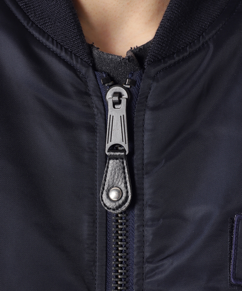 schott（ショット）の「【Schott / ショット】別注 NYLON MA-1（MA-1・メンズ・カーキ/ネイビー/ボルドー・MEDIUM/LARGE）」の7枚目の写真