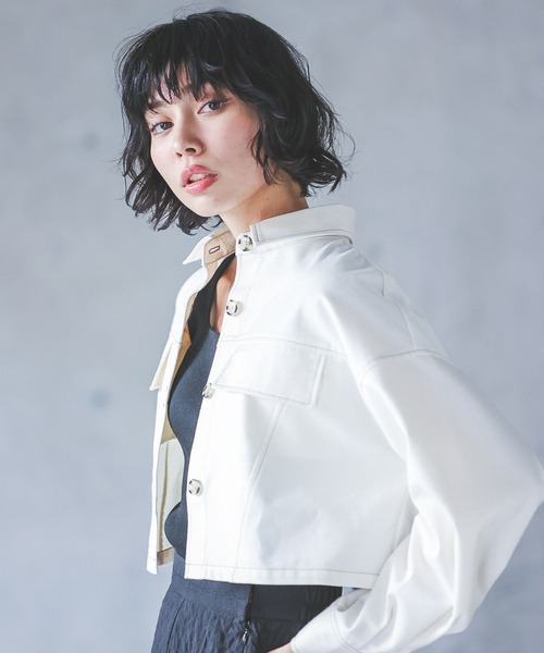 PAGEBOY(ページボーイ)の「ステッチワークショートジャケシャツ(シャツ/ブラウス・レディース・オフホワイト/ブラック/カーキ・FREE)」の4枚目の写真