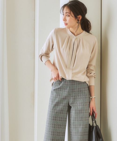 7days Life Styling（セブンデイズライフスタイリング）の「ブラウス見えシルケットポンチタックボタンカットソートップス（Tシャツ/カットソー・レディース・グレイッシュベージュ/オフホワイト/ブルーグリーン・S/L/M/LL）」の4枚目の写真