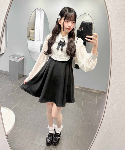 ROJITA（ロジータ）の「パールトリムヨーク切り替えワンピース（ワンピース・レディース・ホワイト/ブラック/グレー・FREE）」の11枚目の写真