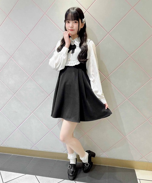 ROJITA（ロジータ）の「パールトリムヨーク切り替えワンピース（ワンピース・レディース・ホワイト/ブラック/グレー・FREE）」の14枚目の写真