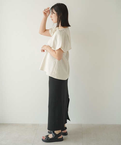 rectangle(レクタングル)の「ボリュームスリーブフレアブラウス(シャツ/ブラウス・レディース・アイボリー/ブラック・MEDIUM/LARGE)」の15枚目の写真