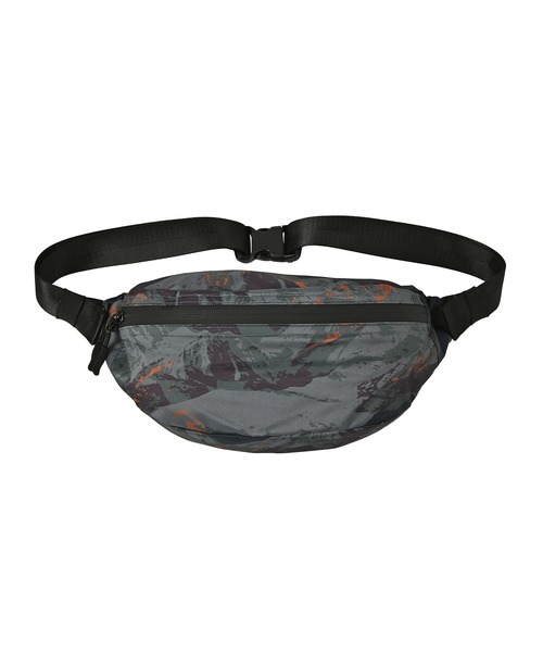 KiU(キウ)の「ウォータープルーフ ミニボディバッグ(ボディバッグ/ウエストポーチ・レディース・ブラック/アニマル/ブルー系その他2/ホワイト×ブルー/ブルー系その他/レッド系その他/カラフル/ホワイト系その他/ブラック×カーキ/ブラック系その他/タイガーカモ/ブラック系その他3/ブラック系その他2・FREE)」の18枚目の写真