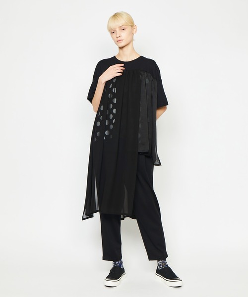 gomme（ゴム）の「ドットＰ天竺　レイヤーＴ（Tシャツ/カットソー・レディース・ブラック×ホワイト・MEDIUM）」の2枚目の写真