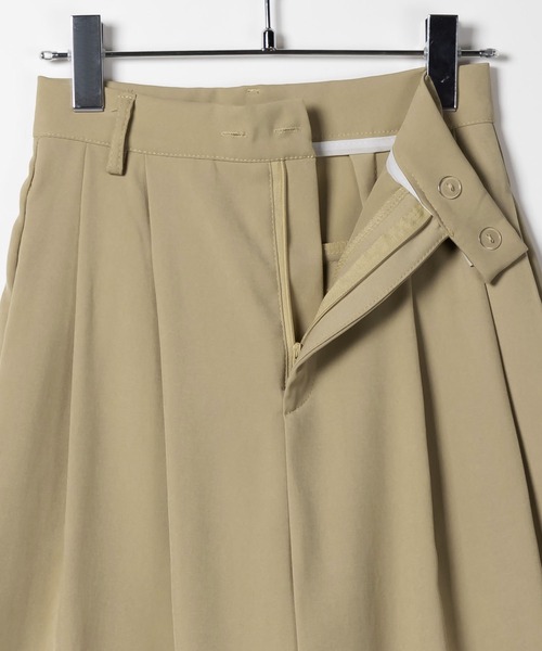 me+em select(ミームセレクト)の「【 2color / 3size 】ツータックハイウエストヘビーワイドスラックス(スラックス・レディース・ベージュ/ブラック・MEDIUM/LARGE/SMALL)」の20枚目の写真