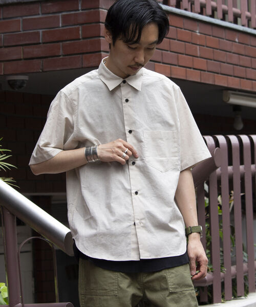 GLOSTER（グロスター）の「【GLOSTER/グロスター】コットンリネン 半袖シャツ レギュラーカラー 綿麻（シャツ/ブラウス・メンズ・ベージュ/ピンク/キナリ/ネイビー・S/M/L）」の2枚目の写真