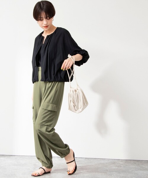 NOLLEY’S(ノーリーズ)の「クレープコットンシアーシャツ(シャツ/ブラウス・レディース・ブラック/キャメル・38)」の22枚目の写真
