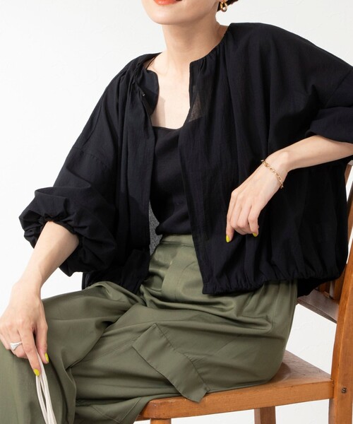 NOLLEY’S(ノーリーズ)の「クレープコットンシアーシャツ(シャツ/ブラウス・レディース・ブラック/キャメル・38)」の17枚目の写真