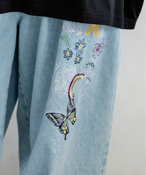 ScoLar（スカラー）の「132648：花蝶キノコとスカラーちゃん 刺繍