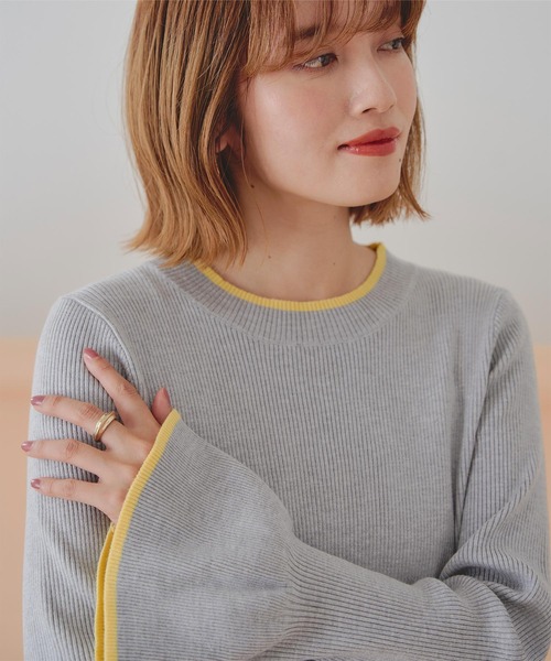 titivate(ティティベイト)の「クルーネックベルスリーブニット(ニット/セーター・レディース・ブルー系その他/イエロー/ピンク/ホワイト系その他/ブラック/グレー系その他/グレー系その他2・S/M)」の3枚目の写真