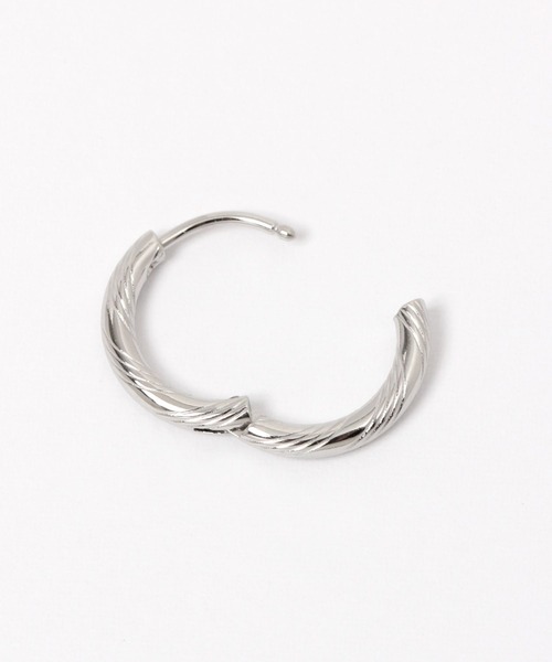 LAKOLE（ラコレ）の「ステンレスフープワンタッチピアス / 963271（ピアス（両耳用）・レディース・その他1/その他2・FREE）」の3枚目の写真