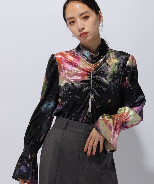 HARE（ハレ）の「ベロアガラギャザーブラウス(HARE)（シャツ