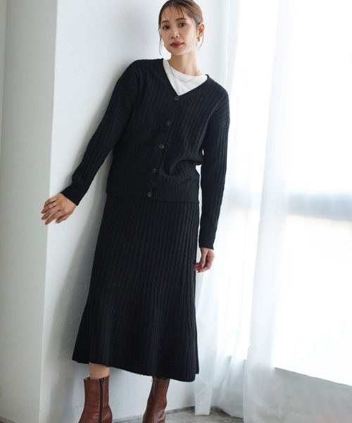 Pierrot(ピエロ)の「カーディガンスカートセットアップ(セットアップ・レディース・ブラック/キャメル・PM/L/M)」の3枚目の写真