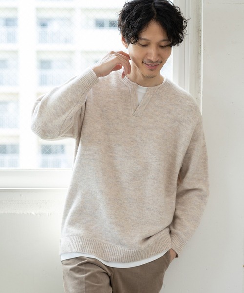 GLOBAL WORK(グローバルワーク)の「フワフワHug meキーレイヤー/704860(ニット/セーター・メンズ・ベージュ系その他3/チャコールグレー/ライトパープル/カーキ/ネイビー/ホワイト系その他2・MEDIUM/SMALL/X-LARGE/LARGE)」の2枚目の写真