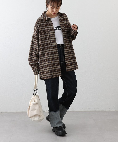 COLONY 2139(コロニートゥーワンスリーナイン)の「チェックビッグ長袖シャツ(シャツ/ブラウス・レディース・ネイビー/ブラウン・FREE)」の7枚目の写真