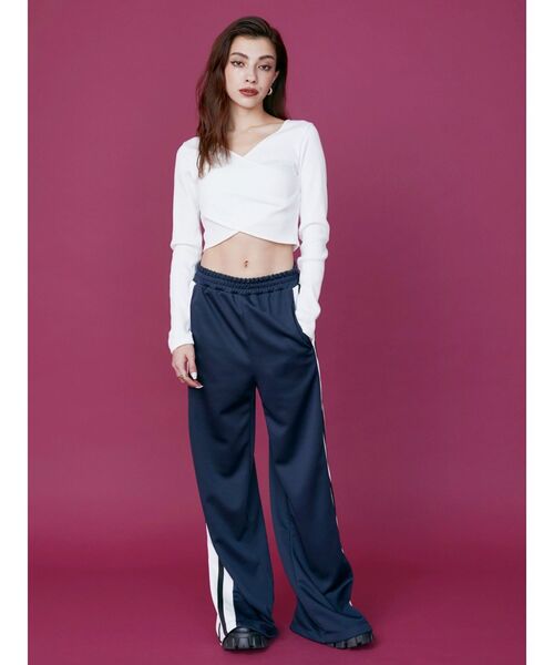 EVRIS（エヴリス）の「クロスリブクロップドトップス（Tシャツ/カットソー・レディース・イエロー/ブラック/ホワイト・FREE）」の6枚目の写真