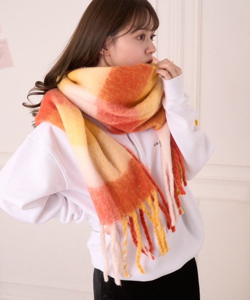 Ada.（エイダ）の「カラフル ブロックチェック ボリューム フリンジ