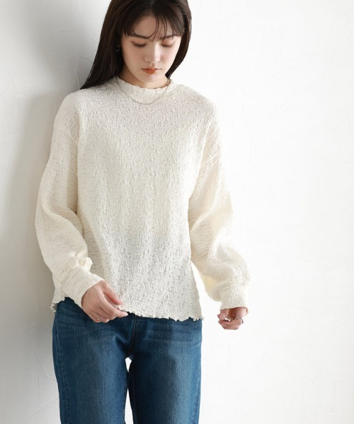 Pierrot(ピエロ)の「ボリュームスリーブシボカットソー(Tシャツ/カットソー・レディース・アイボリー/ブラック・L/M)」の4枚目の写真