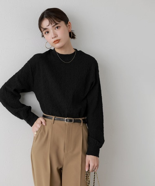 Pierrot(ピエロ)の「ボリュームスリーブシボカットソー(Tシャツ/カットソー・レディース・アイボリー/ブラック・L/M)」の11枚目の写真
