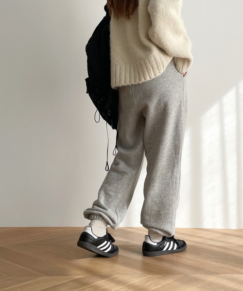CANAL JEAN(キャナルジーン)の「El mar 裏起毛スウェットパンツ(スウェットパンツ・レディース・ライトグレー/クリーム・ONE SIZE)」の4枚目の写真