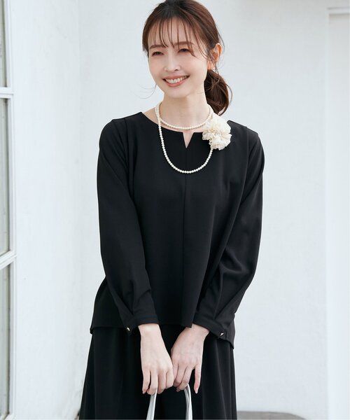 ikka(イッカ)の「コサージュ付きパールネックレス(ネックレス・レディース・オフホワイト・FREE)」の11枚目の写真