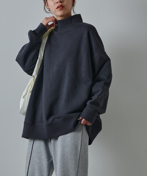 COLONY 2139（コロニートゥーワンスリーナイン）の「裏毛ハイネックプルオーバー（スウェット・レディース・ライトグレー/レッド/ブラック/オフホワイト・FREE）」の21枚目の写真