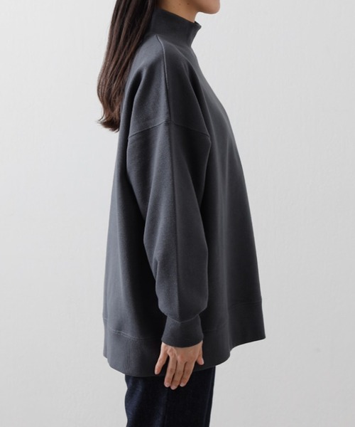 COLONY 2139（コロニートゥーワンスリーナイン）の「裏毛ハイネックプルオーバー（スウェット・レディース・ライトグレー/レッド/ブラック/オフホワイト・FREE）」の6枚目の写真