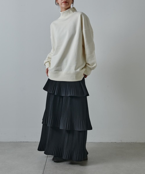 COLONY 2139（コロニートゥーワンスリーナイン）の「裏毛ハイネックプルオーバー（スウェット・レディース・ライトグレー/レッド/ブラック/オフホワイト・FREE）」の18枚目の写真