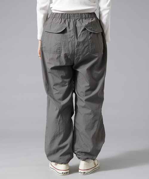 ABAHOUSE（アバハウス）の「2WAY NYLON EASY ワイドシルエット ミリタリー/サーカスパンツ/スノーパンツ/裏メッシュパラシュートパンツ（カーゴパンツ・メンズ・ブラック/カーキ/グレー・M/L/XL）」の6枚目の写真