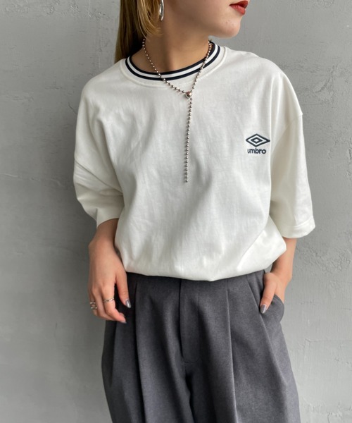UMBRO（アンブロ）の「[UMBRO/アンブロ] 別注 ワンポイントロゴ刺繍 ショートスリーブTシャツ（Tシャツ/カットソー・レディース・ホワイト/ブラック/ネイビー・XL/L/M/S）」の19枚目の写真