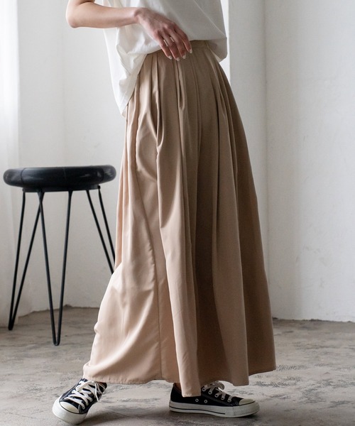 VitaFelice（ヴィータフェリーチェ）の「タックギャザーボリュームスカート（スカート・レディース・ブラック/カーキ/グレー/ベージュ・FREE）」の3枚目の写真