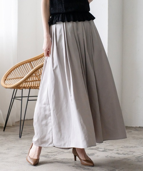 VitaFelice（ヴィータフェリーチェ）の「タックギャザーボリュームスカート（スカート・レディース・ブラック/カーキ/グレー/ベージュ・FREE）」の2枚目の写真