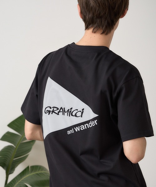 and wander（アンドワンダー）の「and wander/アンドワンダー×GRAMICCI/グラミチ BACKPRINT T バックプリントTシャツ（Tシャツ/カットソー・メンズ・オリーブ/ブラック/ホワイト・XL/L/M）」の22枚目の写真