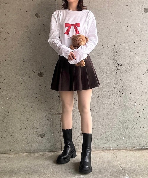cuorequal(クオレコール)の「MERCIリボンプリントロングTシャツ(Tシャツ/カットソー・レディース・ホワイト・MEDIUM/LARGE)」の10枚目の写真