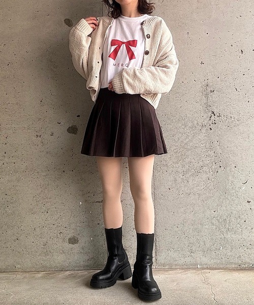cuorequal(クオレコール)の「MERCIリボンプリントロングTシャツ(Tシャツ/カットソー・レディース・ホワイト・MEDIUM/LARGE)」の12枚目の写真