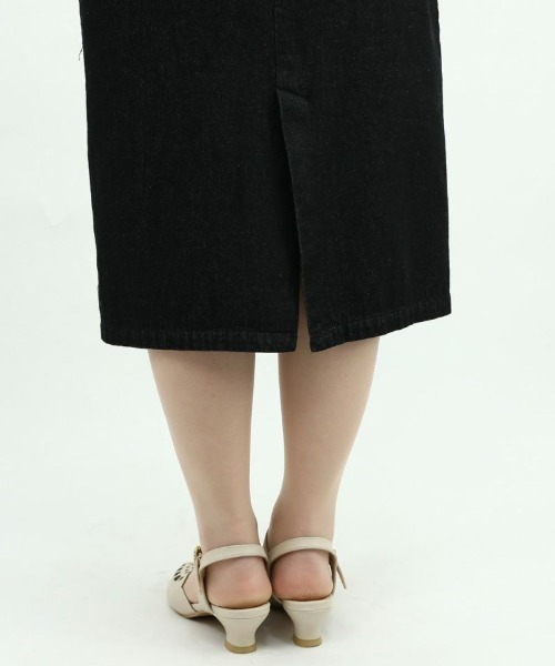 an another angelus（アンアナザーアンジェラス）の「フロント釦ハイウエストタイトスカート/ananotherangelus（スカート・レディース・ブラック/ブルーグレー・2/1）」の5枚目の写真