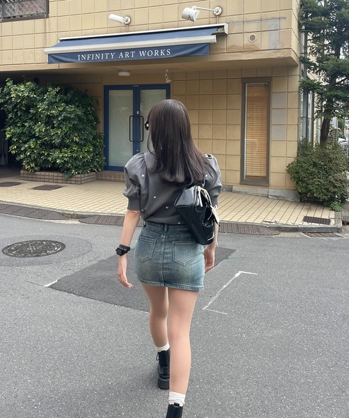 RiLi(リリ)の「ハート刺繍ハーフスリーブニット【RL】(ニット/セーター・レディース・ブラック/グレー/レッド・FREE)」の5枚目の写真