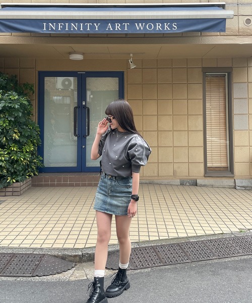 RiLi(リリ)の「ハート刺繍ハーフスリーブニット【RL】(ニット/セーター・レディース・ブラック/グレー/レッド・FREE)」の6枚目の写真