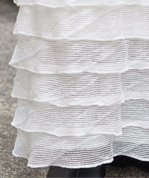 tiptop(ティップトップ)の「段々フリルナロースカート(スカート・レディース・オフホワイト/ブラック・FREE)」の11枚目の写真