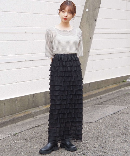 tiptop(ティップトップ)の「段々フリルナロースカート(スカート・レディース・オフホワイト/ブラック・FREE)」の14枚目の写真