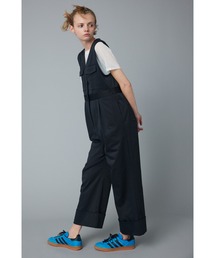 HeRIN.CYE（ヘリンドットサイ）の「V neck all in one Vネック