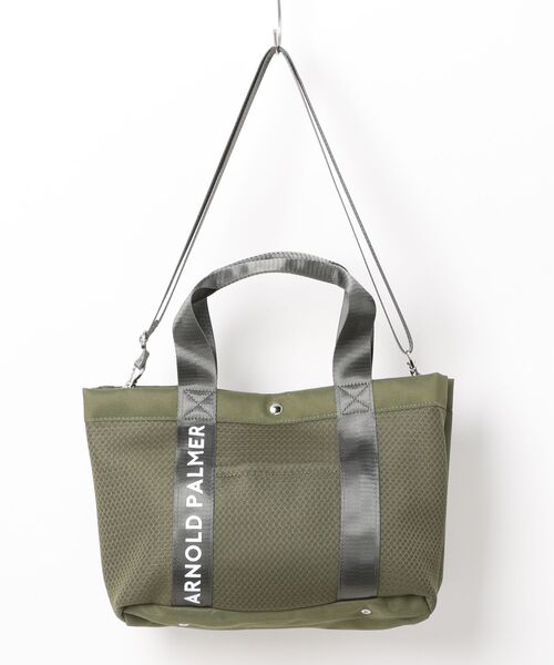 Arnold Palmer（アーノルドパーマー）の「メッシュコンビ シェア トートバッグ（トートバッグ・レディース・ベージュ/ブラック/カーキ/ダークベージュ・F）」の2枚目の写真