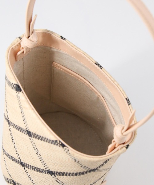 EleSac（エルサック）の「ＰＡＰＩＬＯラフィアバケツバッグ（ハンドバッグ・レディース・ブラック/ピンク・FREE）」の9枚目の写真