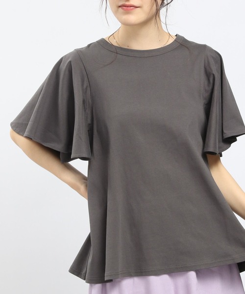 GLOBAL WORK Smile Seed Store（グローバルワーク スマイルシードストア）の「冷感袖フレアTシャツ/186246（Tシャツ/カットソー・レディース・ベージュ/チャコール/オフホワイト/ブラック・MEDIUM/LARGE/SMALL）」の4枚目の写真