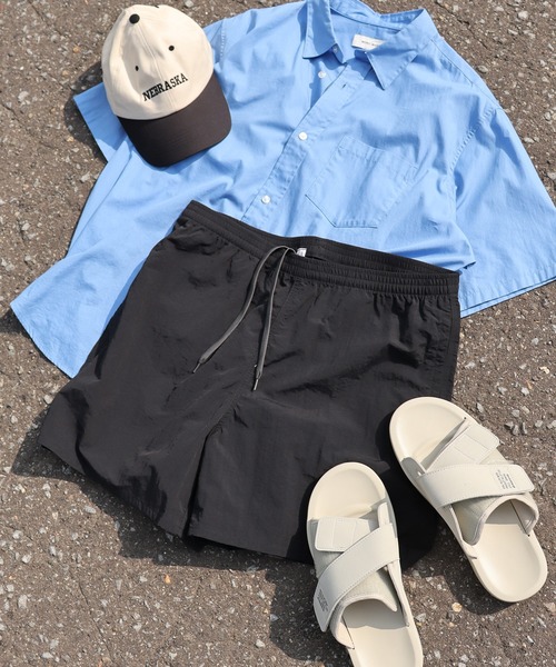 TRUSS（トラス）の「TRUSS バーサタイル ナイロンショーツ（その他パンツ・メンズ・オレンジ/ネイビー/イエロー/パープル/コーラル/ブラック/オリーブ/ブルー/グレー/グリーン/カモフラージュ/カーキ/グリーン系その他/ローズ/サンドベージュ・S/XS/M/L/XL）」の2枚目の写真