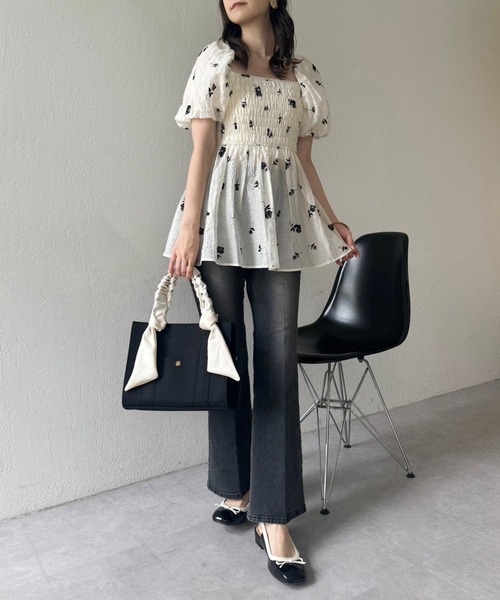 one after another NICE CLAUP（ワンアフターアナザーナイスクラップ）の「ギャザーハンドルミニトートバッグ（トートバッグ・レディース・アイボリー/ブラック/ホワイト系その他/ピンク/グレー系その他/ホワイト系その他2・FREE）」の10枚目の写真