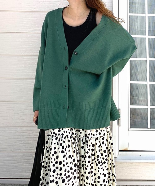 Q（キュー）の「Vネックオーバーカーデ（カーディガン/ボレロ・レディース・チャコールグレー/ブラック/ダークグリーン・MEDIUM）」の3枚目の写真