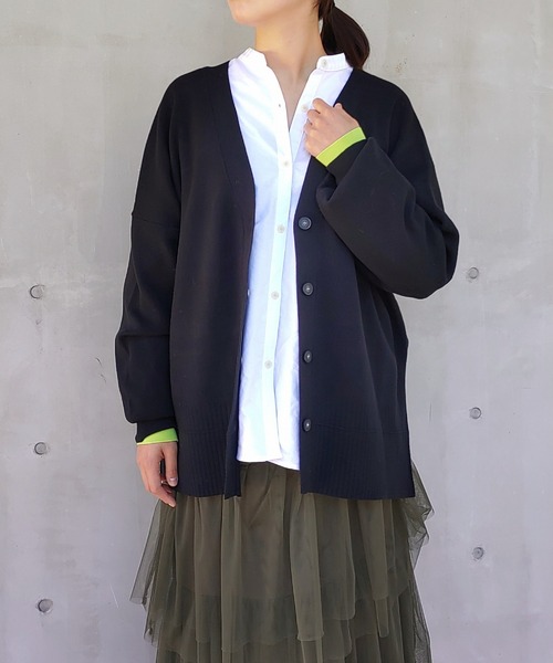 Q（キュー）の「Vネックオーバーカーデ（カーディガン/ボレロ・レディース・チャコールグレー/ブラック/ダークグリーン・MEDIUM）」の10枚目の写真