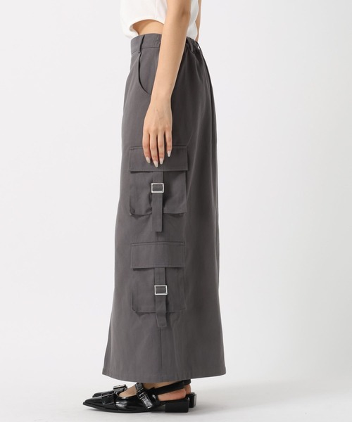 FOREVER 21（フォーエバー トゥエンティーワン）の「【2024SS】カーゴポケットＩラインスカート（スカート・レディース・カーキ/グレー・MEDIUM/SMALL）」の22枚目の写真